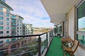 Stunning 2 Bed Thames River View - Central London
